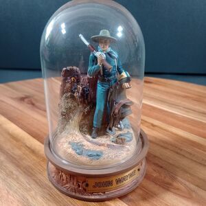 Franklin Mint John Wayne Domed‎ Figurines Vintage Spirit of The West Western